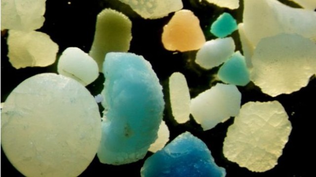 Mar Mediterrâneo sofre acumulo de resíduos plásticos
